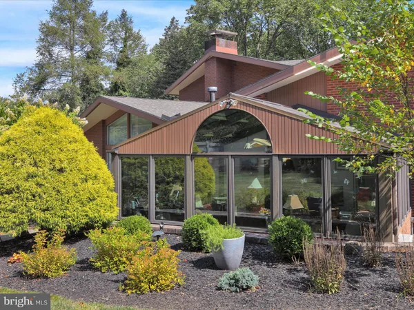 $975,000 | 1617 Meadowlark Road, Wyomissing, PA 19610