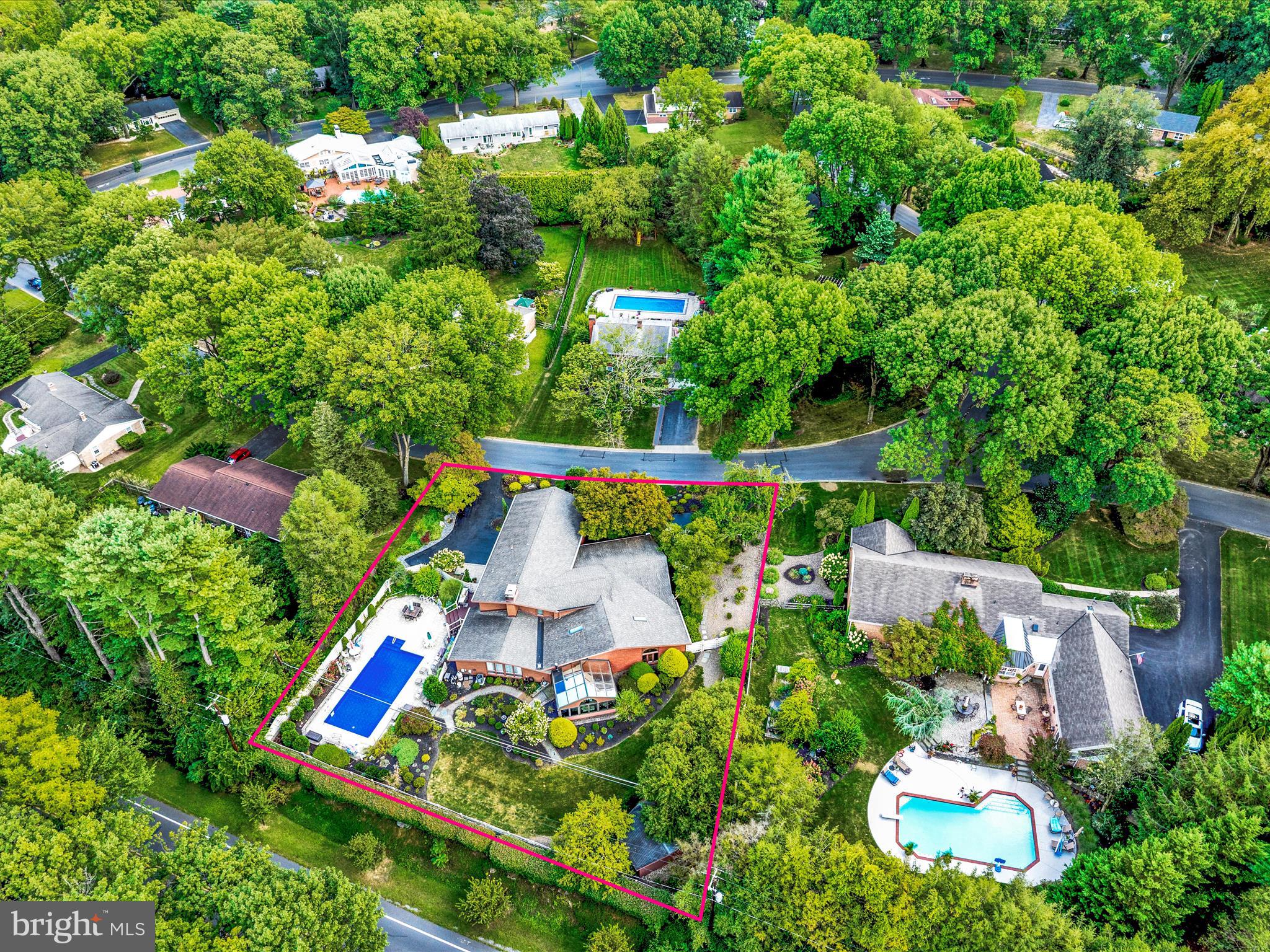 1617 Meadowlark Road Wyomissing, PA 19610 - Photo 81 of 99 Aerial view of home and yard