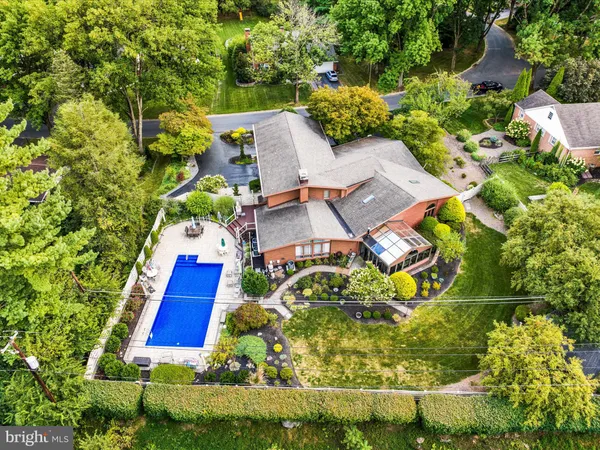 $975,000 | 1617 Meadowlark Road, Wyomissing, PA 19610