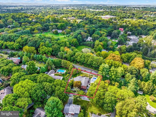 $1,250,000 | 1617 Meadowlark Road, Wyomissing, PA 19610