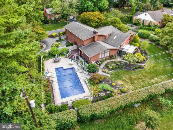 $975,000 | 1617 Meadowlark Road, Wyomissing, PA 19610