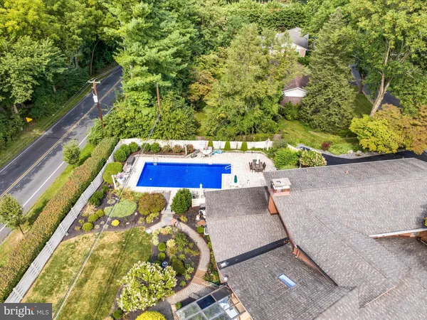 $975,000 | 1617 Meadowlark Road, Wyomissing, PA 19610