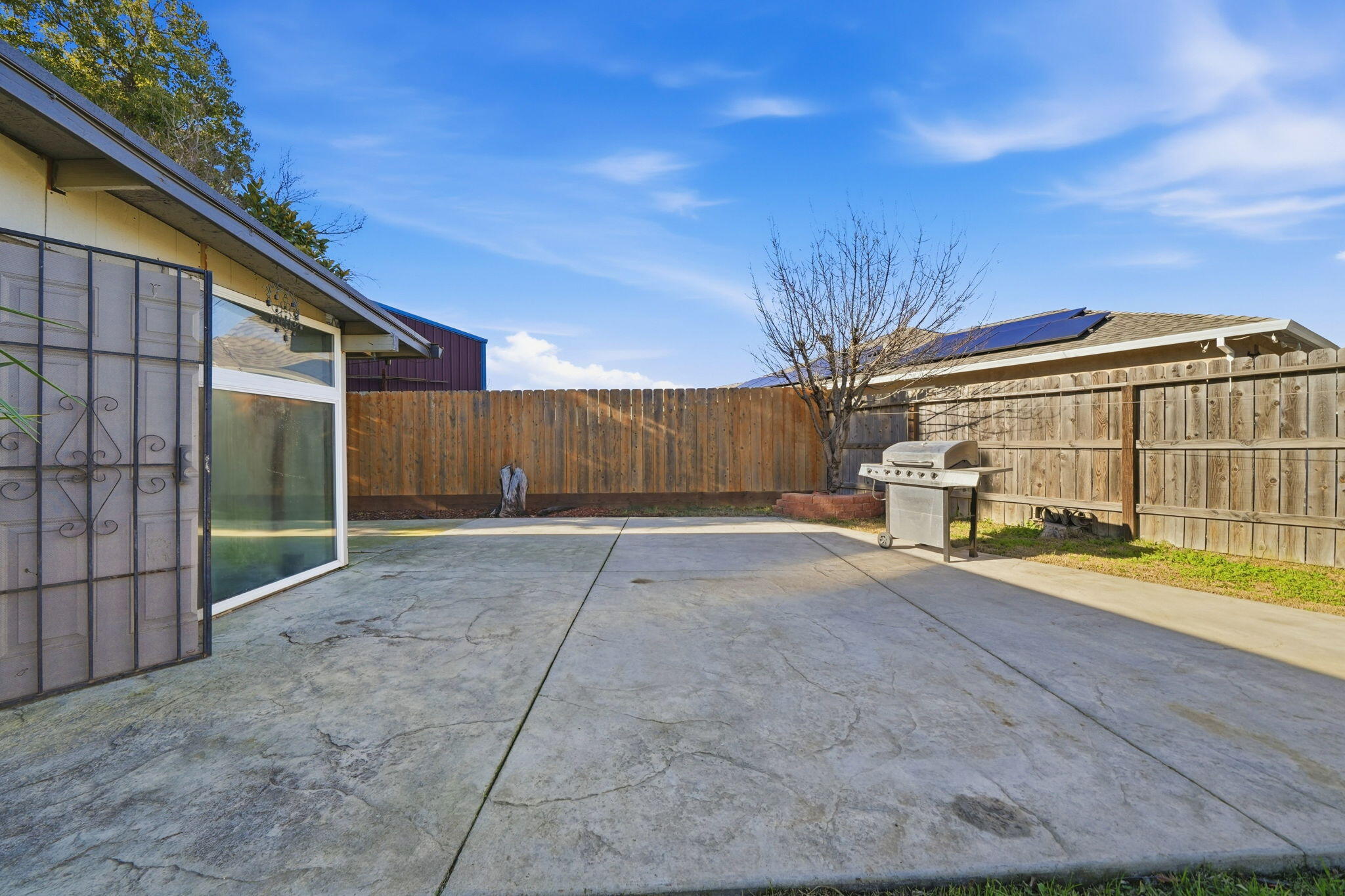 3661 Rabbit Lane Cottonwood, CA 96022 - Photo 24 of 38 a view of backyard with tub