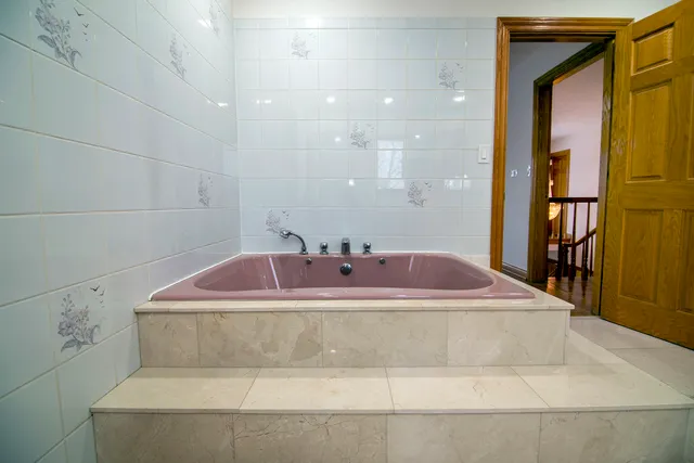 a bathroom with a tub
