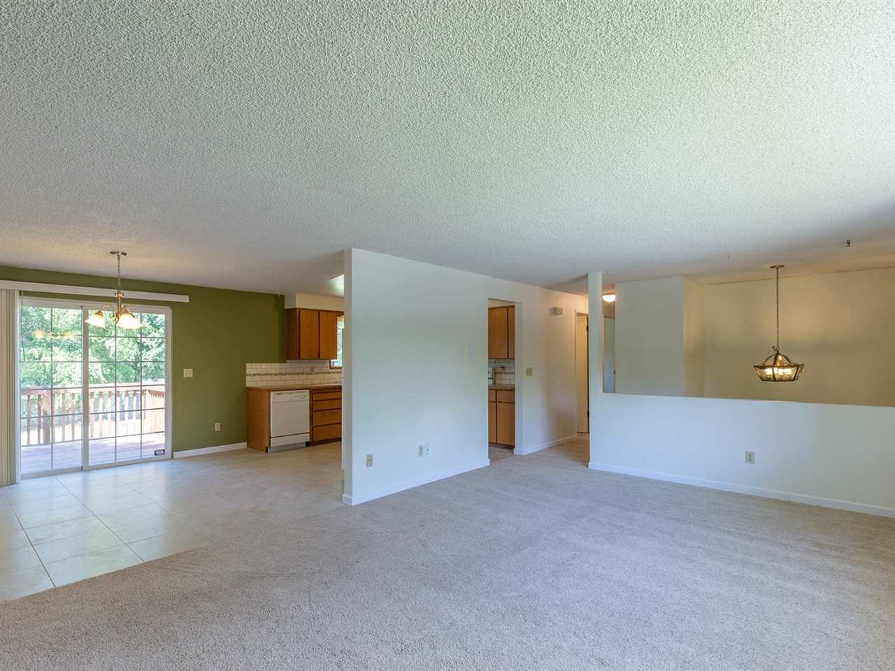 312 South St Charles Road Veradale, WA 99037 - Photo 2 of 20 Gallery Image 2