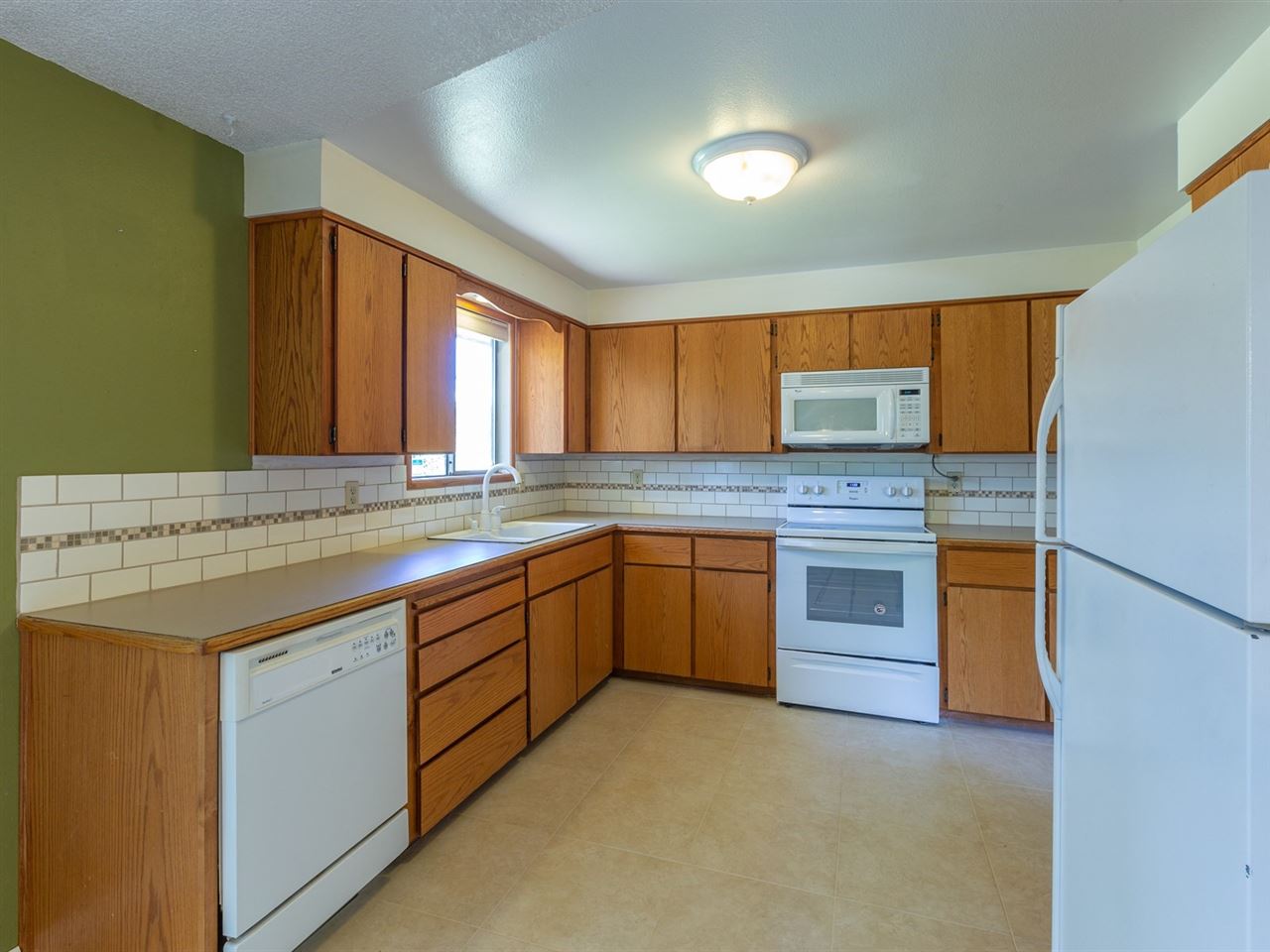 312 South St Charles Road Veradale, WA 99037 - Photo 5 of 20 Gallery Image 5