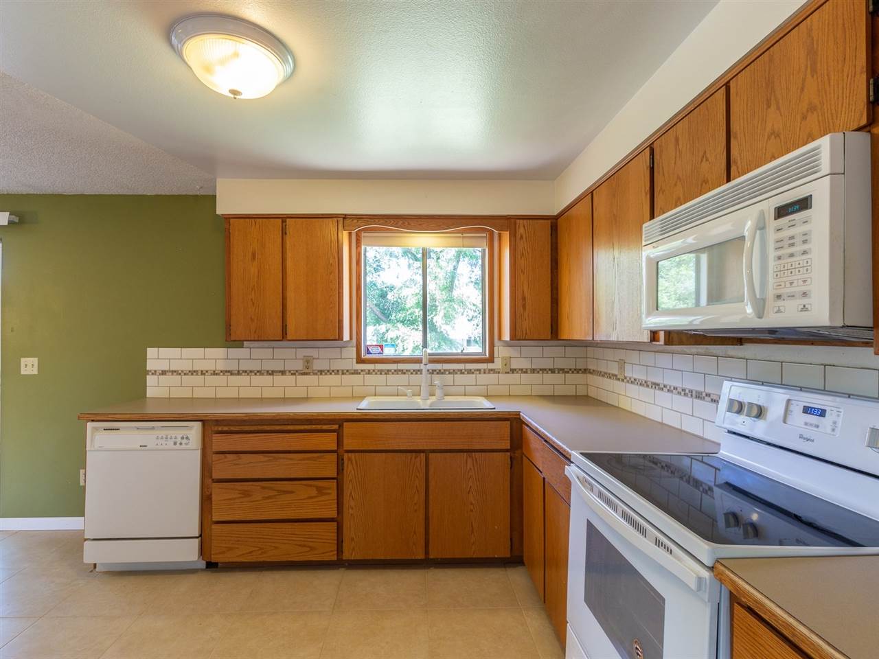 312 South St Charles Road Veradale, WA 99037 - Photo 7 of 20 Gallery Image 7