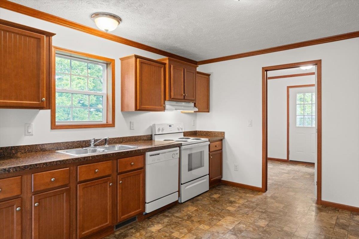 4767 South Ox Road Woodstock, VA 22664 - Photo 11 of 29