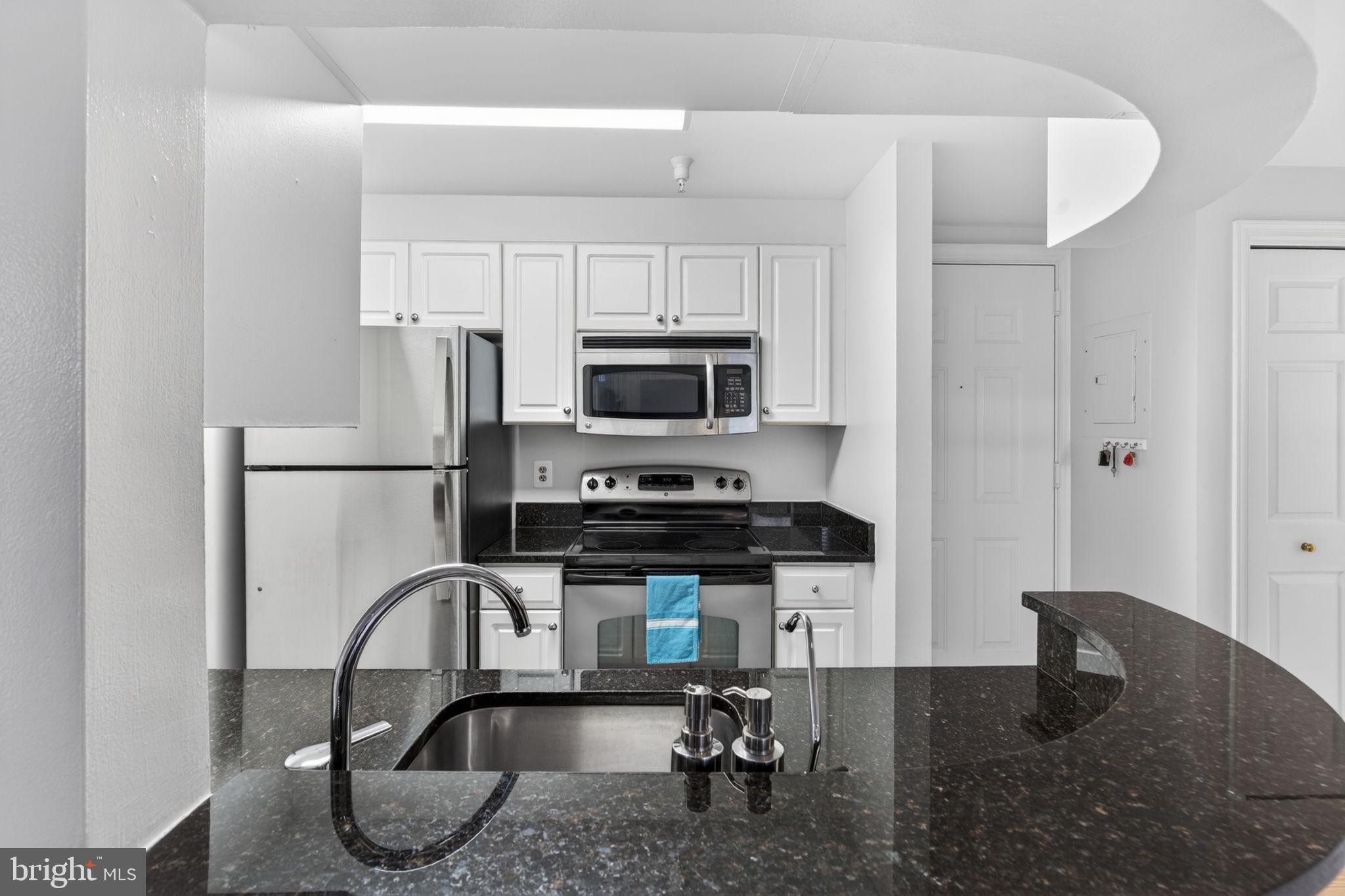 1619 R Street Northwest, Unit 101 Washington, DC 20009 - Photo 14 of 28
