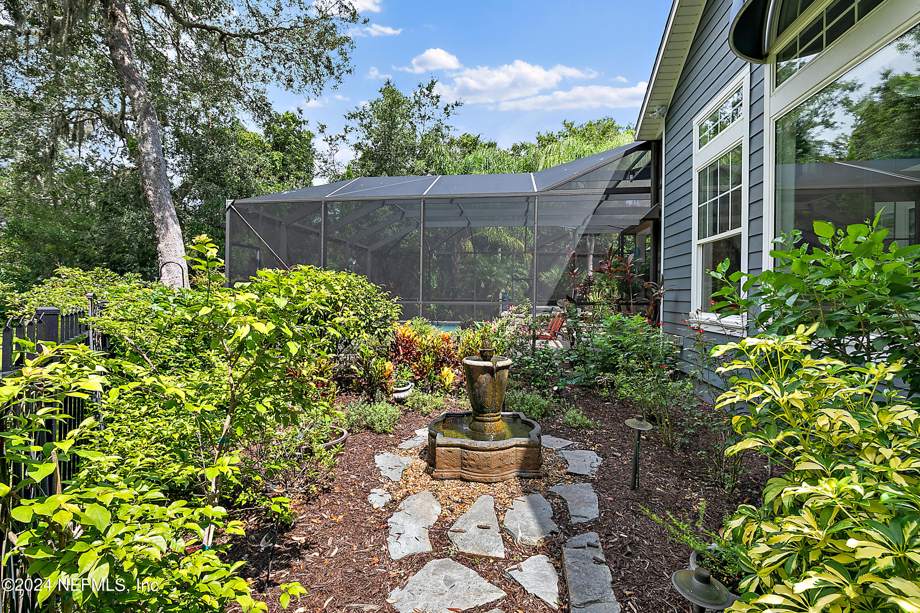 113 Arnau Court St. Augustine, FL 32095 - Photo 67 of 75 67-Garden