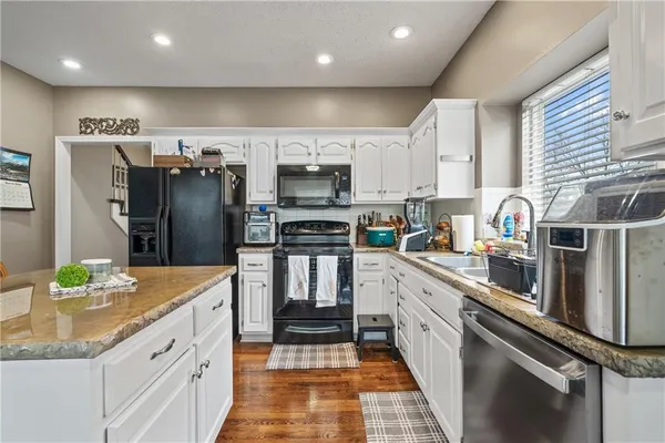 $419,000 | 14652 West 151st Terrace, Olathe, KS 66062