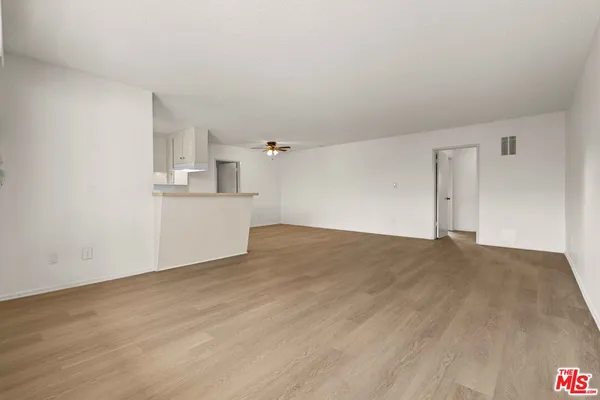 $3,450 | 15540 Moorpark Street, Unit 8, Encino, CA 91436