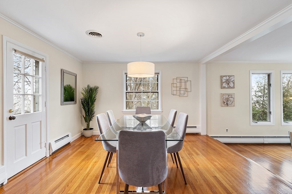 27 Bradley Road Arlington, MA 02474 - Photo 11 of 42