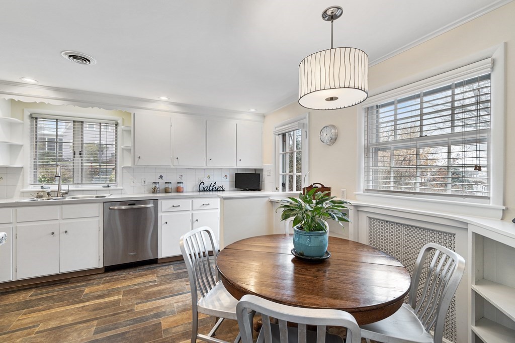 27 Bradley Road Arlington, MA 02474 - Photo 16 of 42