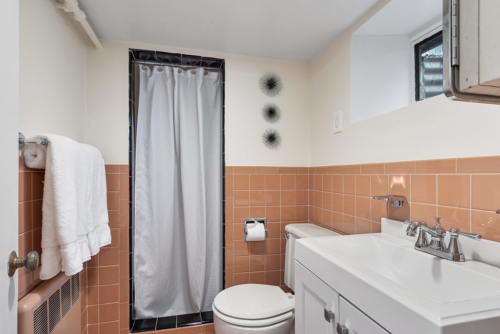 27 Bradley Road Arlington, MA 02474 - Photo 32 of 42