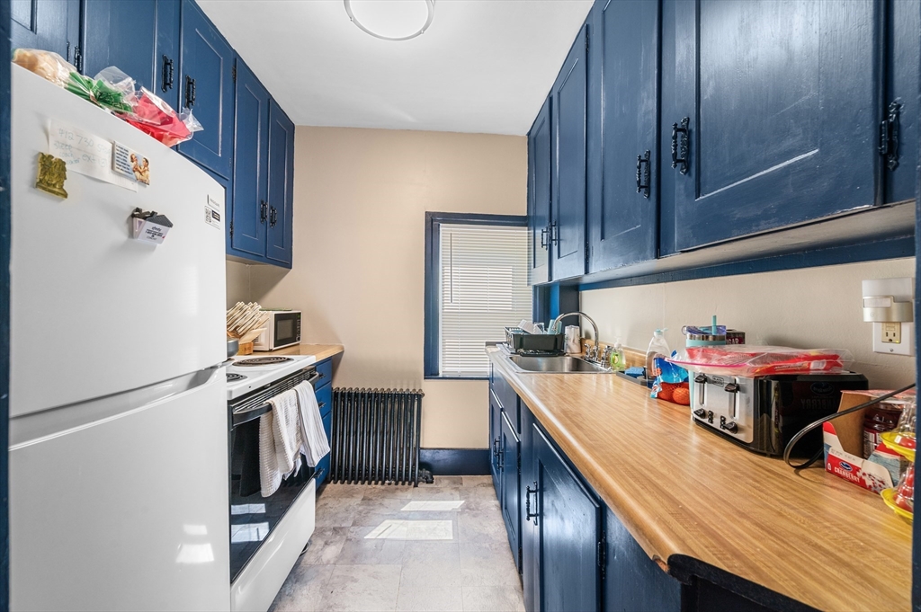 14 Poplar Street Danvers, MA 01923 - Photo 32 of 38