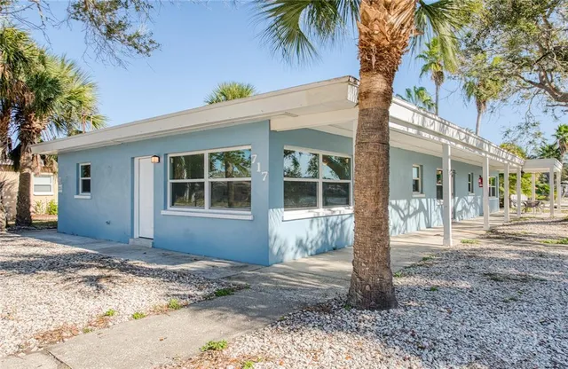 $1,149,900 | 717 East Gulf Boulevard, Indian Rocks Beach, FL 33785