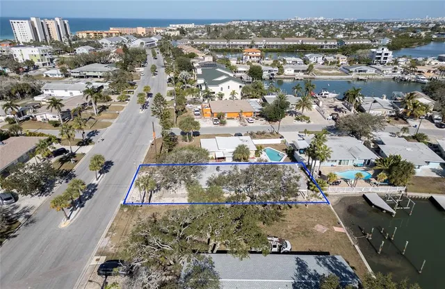 $1,149,900 | 717 East Gulf Boulevard, Indian Rocks Beach, FL 33785