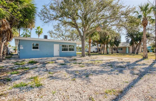 $1,149,900 | 717 East Gulf Boulevard, Indian Rocks Beach, FL 33785