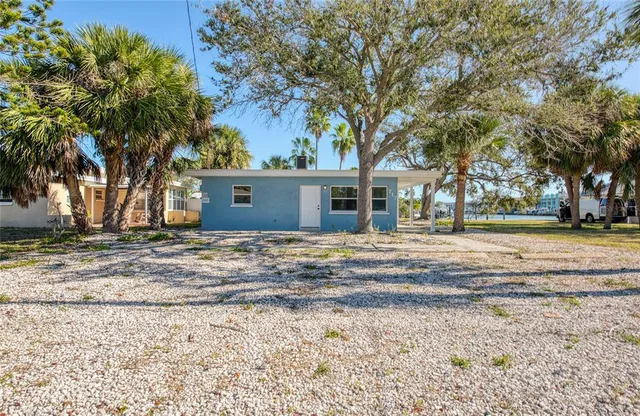 $1,149,900 | 717 East Gulf Boulevard, Indian Rocks Beach, FL 33785