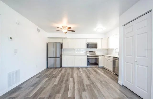 $1,149,900 | 717 East Gulf Boulevard, Indian Rocks Beach, FL 33785