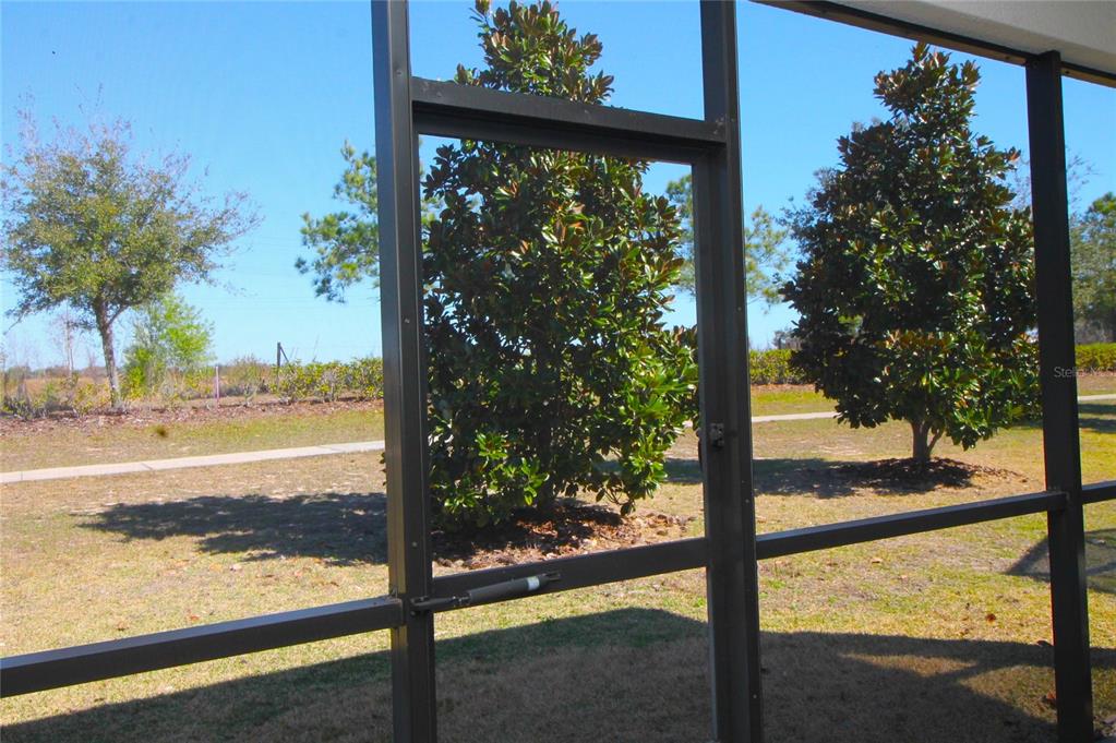 3752 Quaint Lane Clermont, FL 34711 - Photo 21 of 49 a view of ocean from a balcony