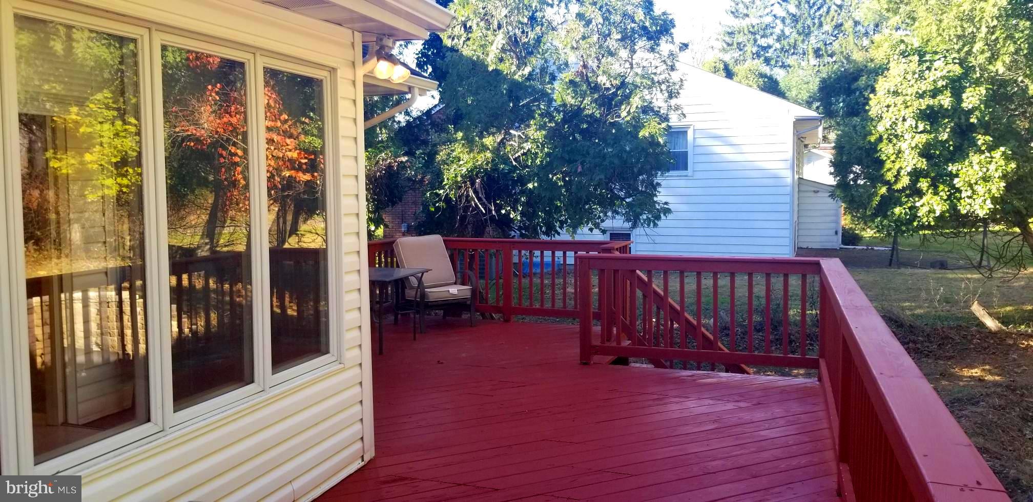 10 Scudder Road Ewing, NJ 08628 - Photo 3 of 29