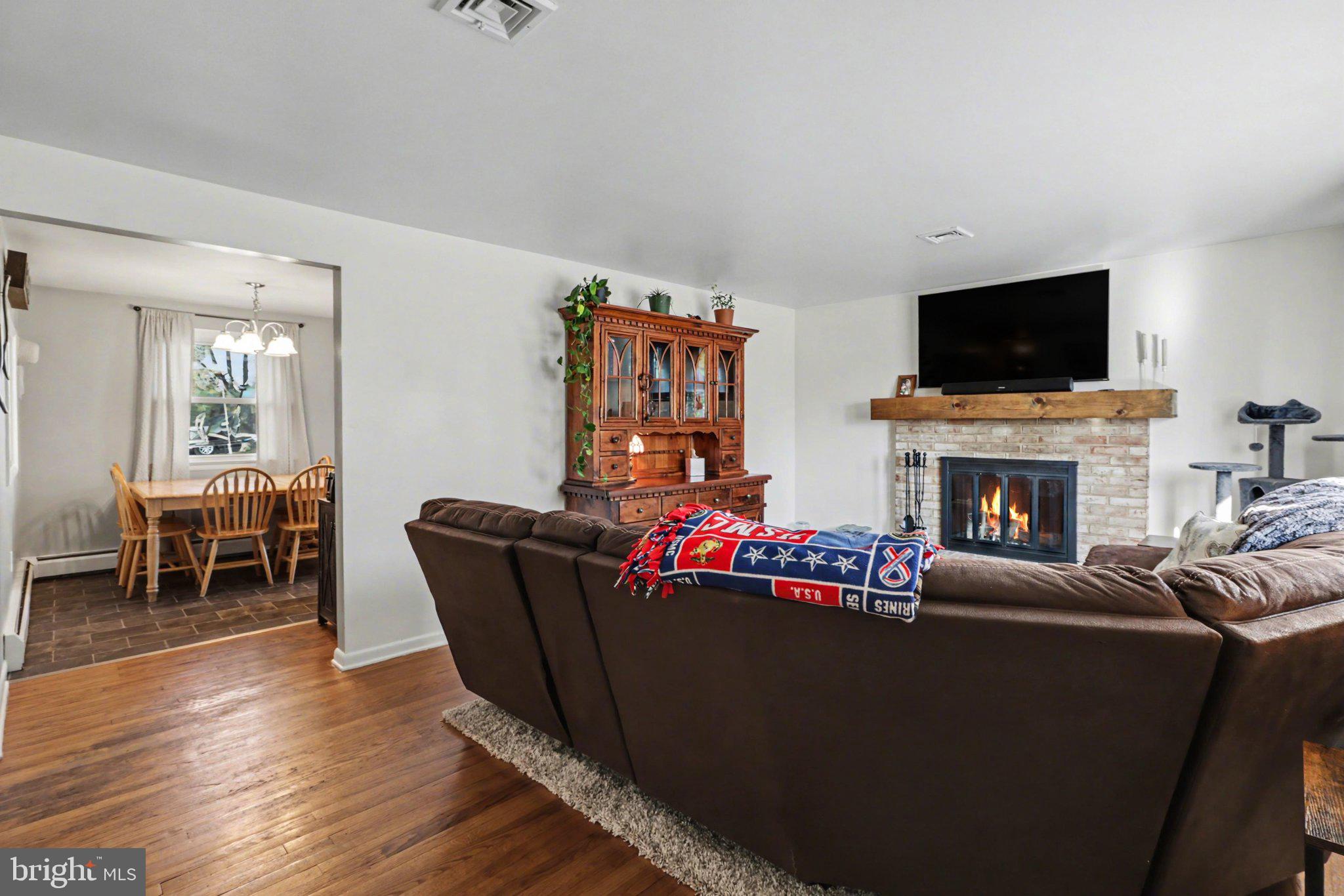 278 Longs Gap Road Carlisle, PA 17013 - Photo 3 of 33