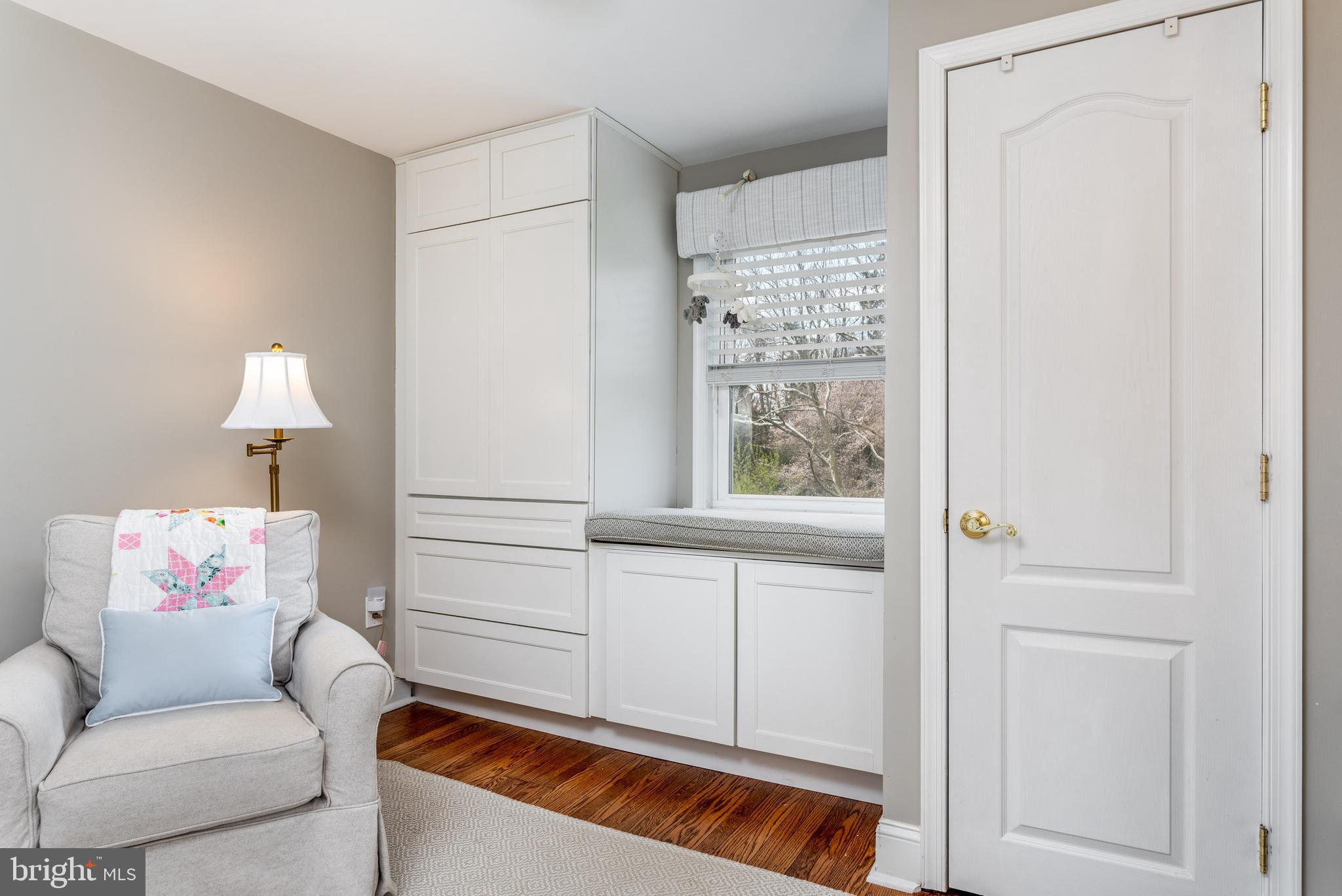 114 North Fairfield Road Devon, PA 19333 - Photo 22 of 36 Bedroom 3 Built-ins