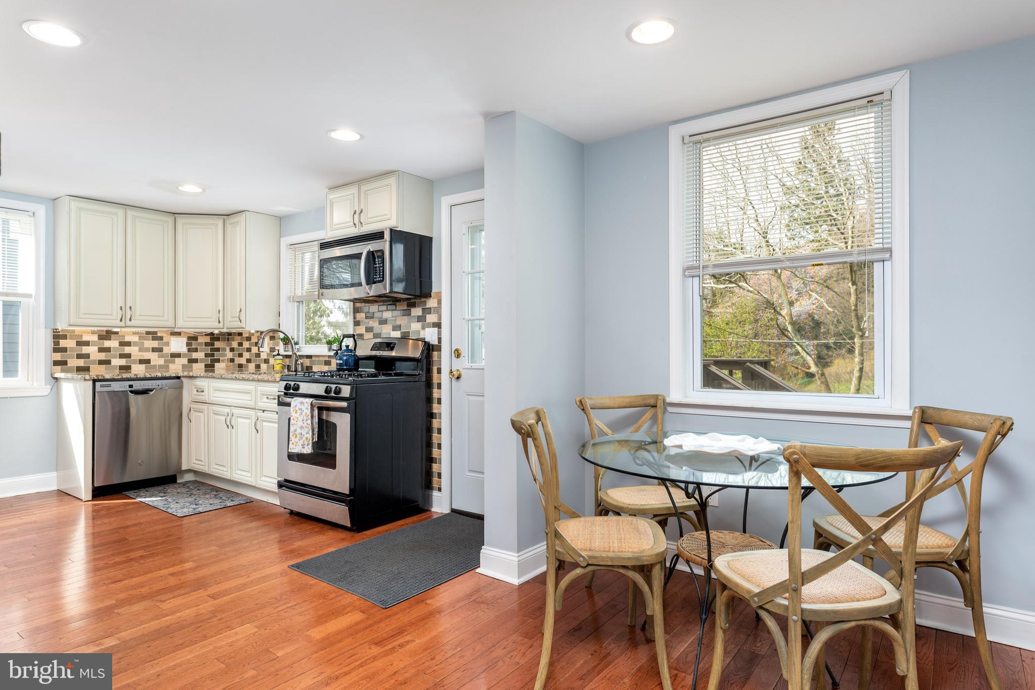 114 North Fairfield Road Devon, PA 19333 - Photo 10 of 36 Eating Nook