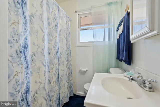 $349,900 | 571 Richmond Road, Amissville, VA 20106