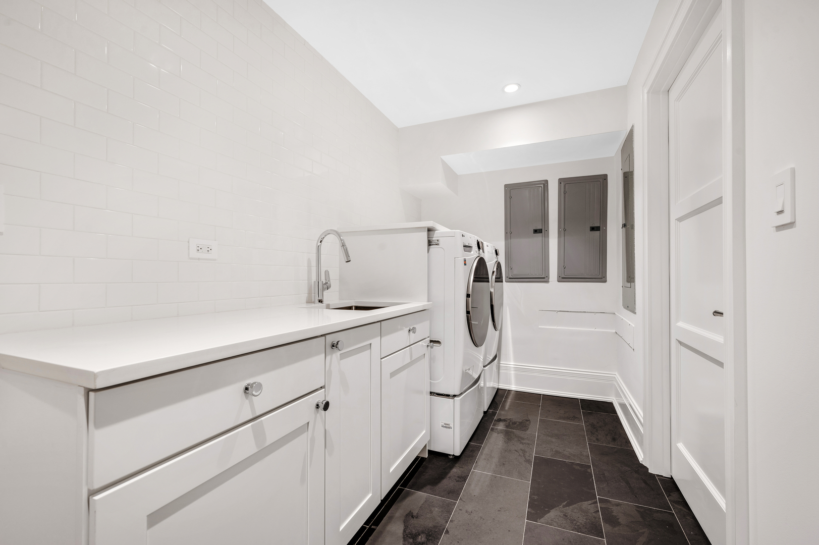 3632 North Magnolia Avenue Chicago, IL 60613 - Photo 49 of 58
