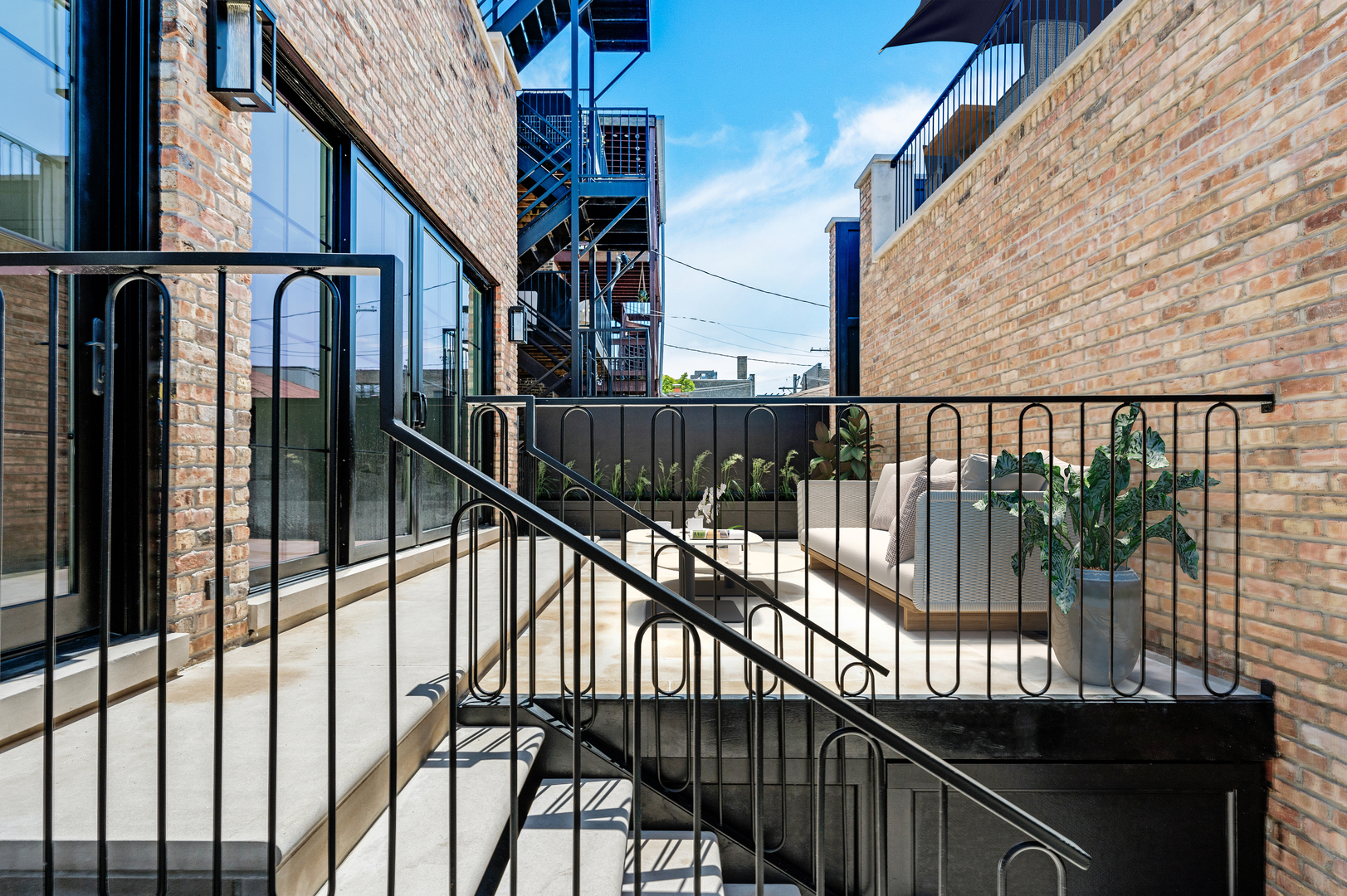 3632 North Magnolia Avenue Chicago, IL 60613 - Photo 50 of 58