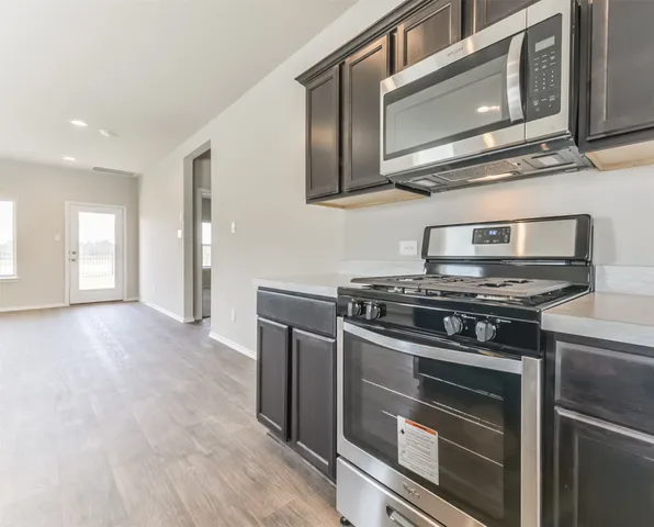 $2,200 | 16524 Cascading Pnes Court, Conroe, TX 77302