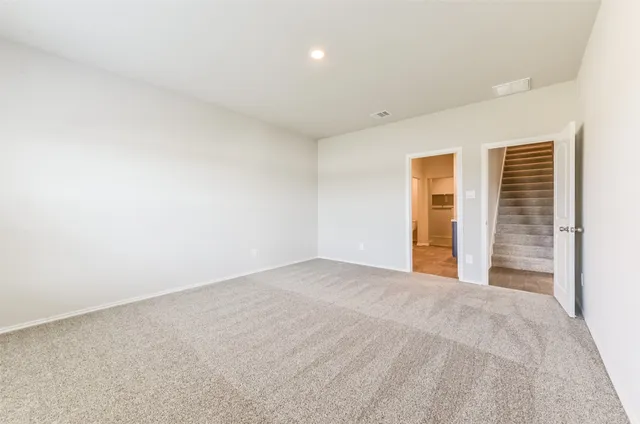 $2,200 | 16524 Cascading Pnes Court, Conroe, TX 77302