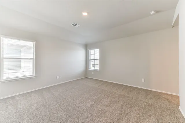 $2,200 | 16524 Cascading Pnes Court, Conroe, TX 77302