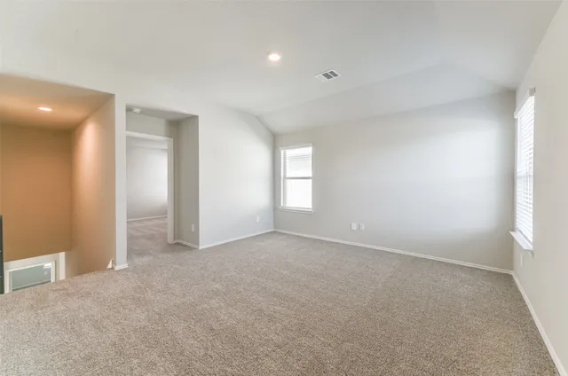 $2,200 | 16524 Cascading Pnes Court, Conroe, TX 77302