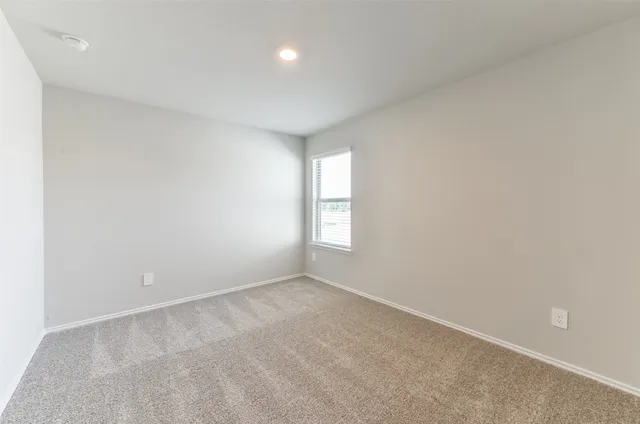 $2,200 | 16524 Cascading Pnes Court, Conroe, TX 77302