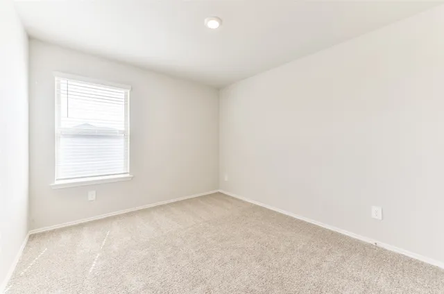 $2,200 | 16524 Cascading Pnes Court, Conroe, TX 77302