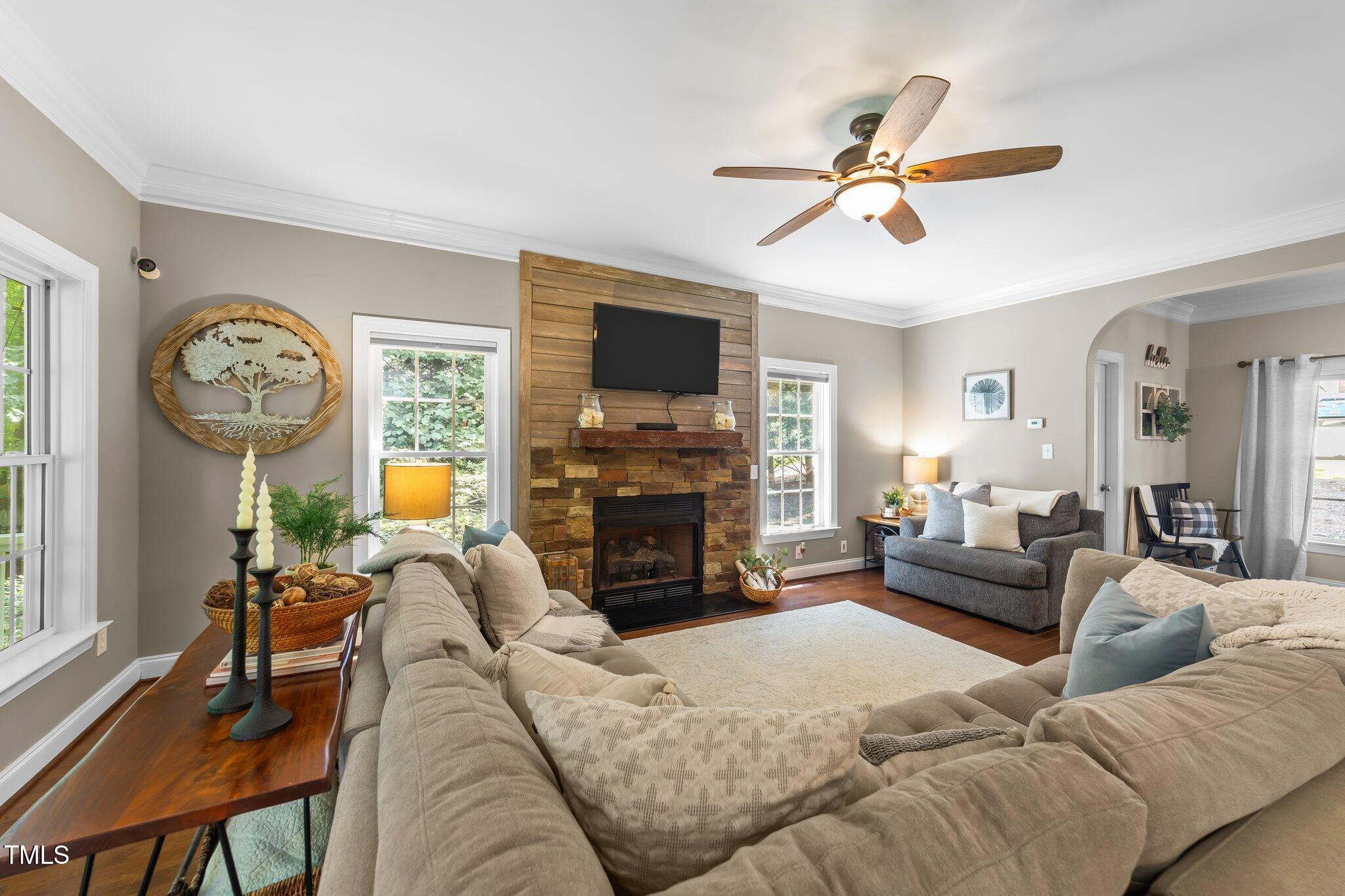 1317 Taylor Farm Road Raleigh, NC 27603 - Photo 8 of 37 25-web-or-mls-VB4A2439