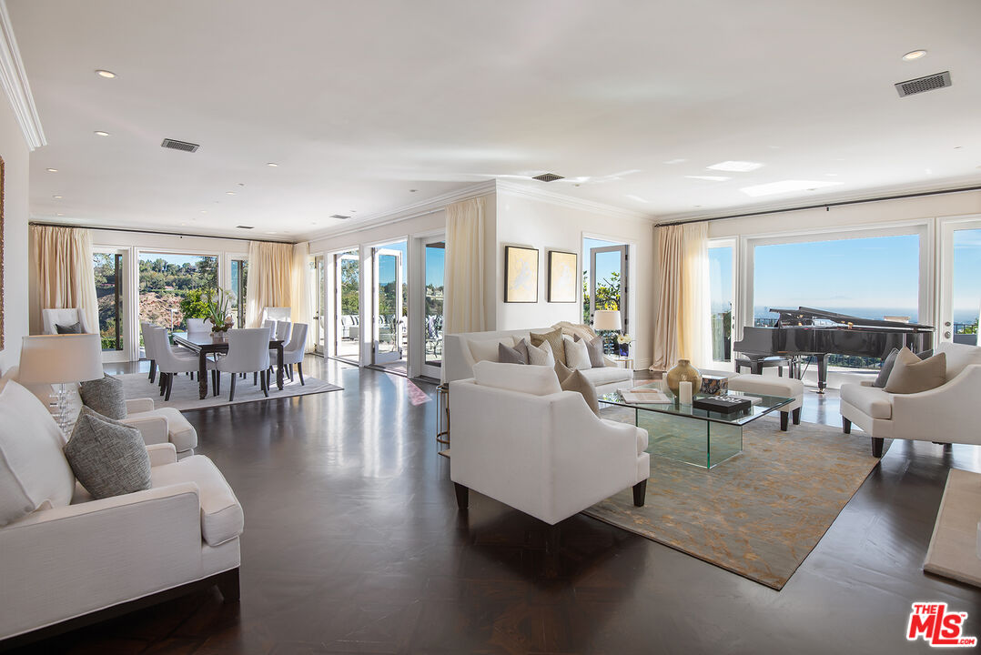 980 Stradella Road Los Angeles, CA 90077 - Photo 4 of 40