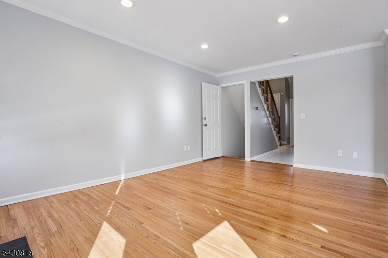 13 Eton Court Bedminster, NJ 07921 - Photo 12 of 48