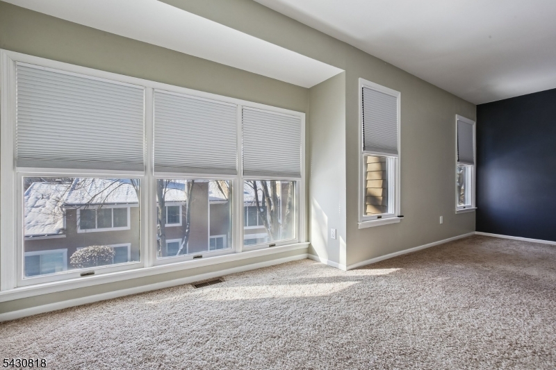 13 Eton Court Bedminster, NJ 07921 - Photo 21 of 48