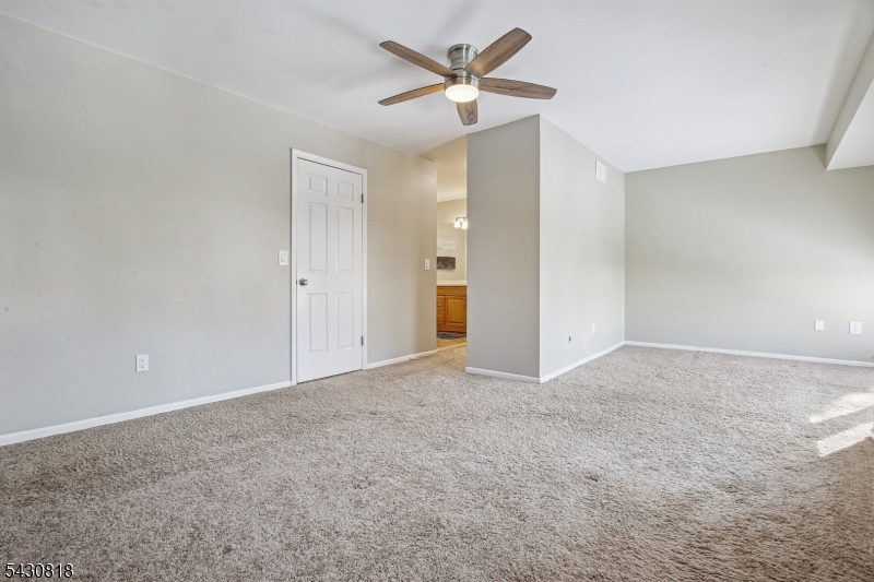 13 Eton Court Bedminster, NJ 07921 - Photo 27 of 48