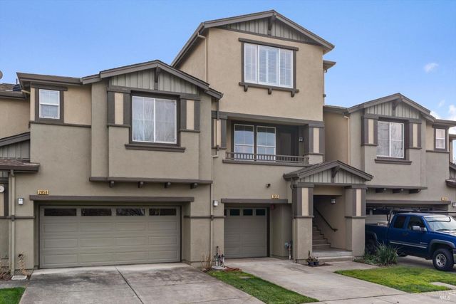 $616,000 | 2852 Pearblossom Drive, Santa Rosa, CA 95407