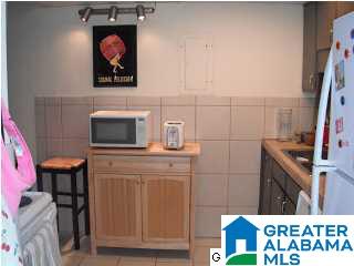3350 Altamont Road South, Unit E15 Birmingham, AL 35205 - Photo 9 of 17