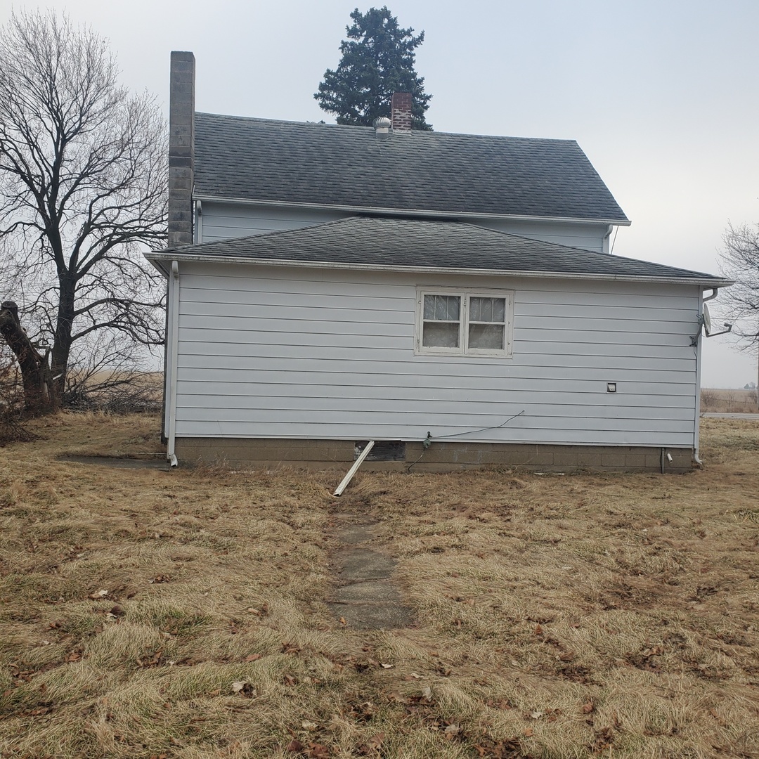 475 North 1900 East Road Milford, IL 60953 - Photo 2 of 17