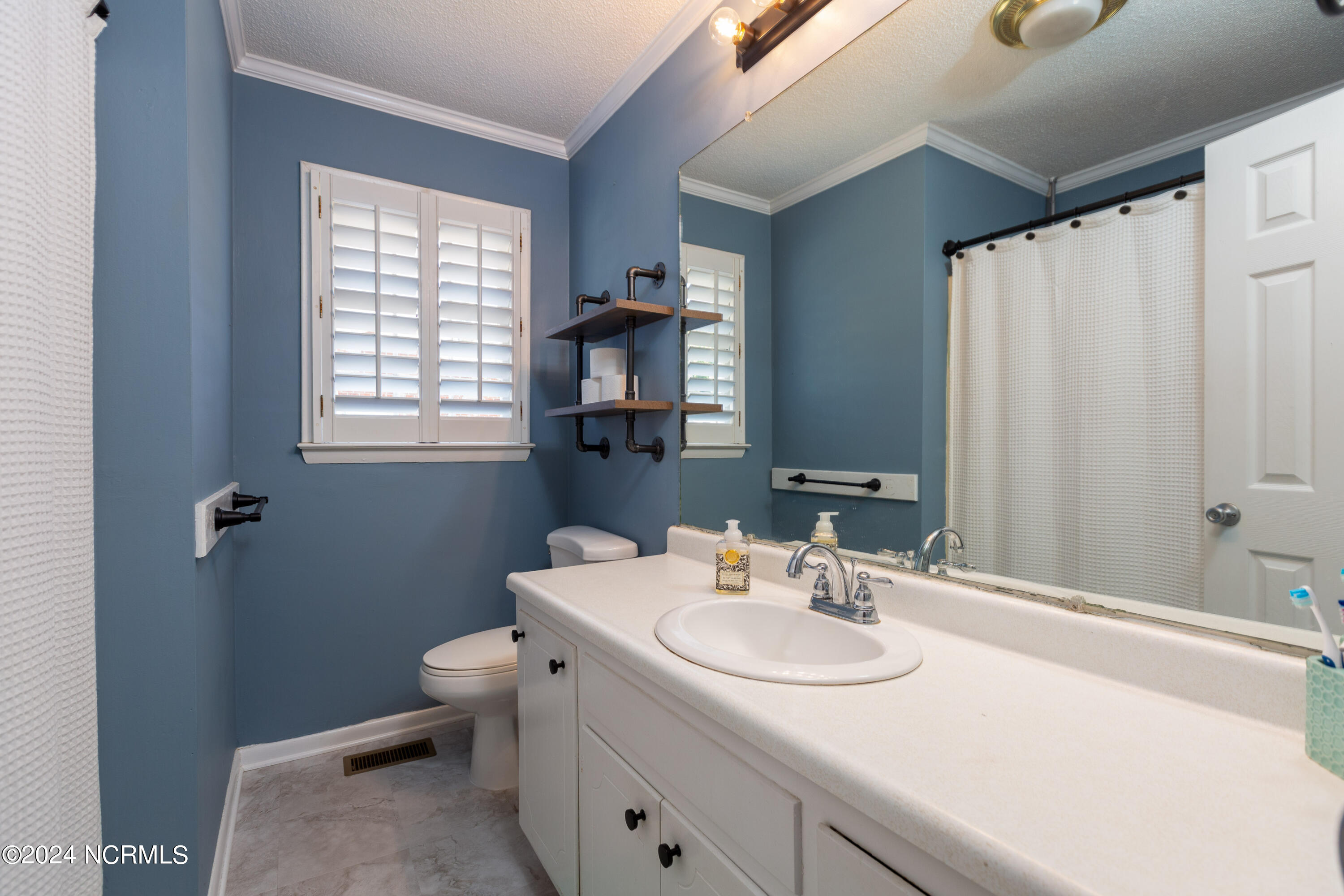 301 Ridgeway Street Clinton, NC 28328 - Photo 24 of 31 301 Ridgeway St24