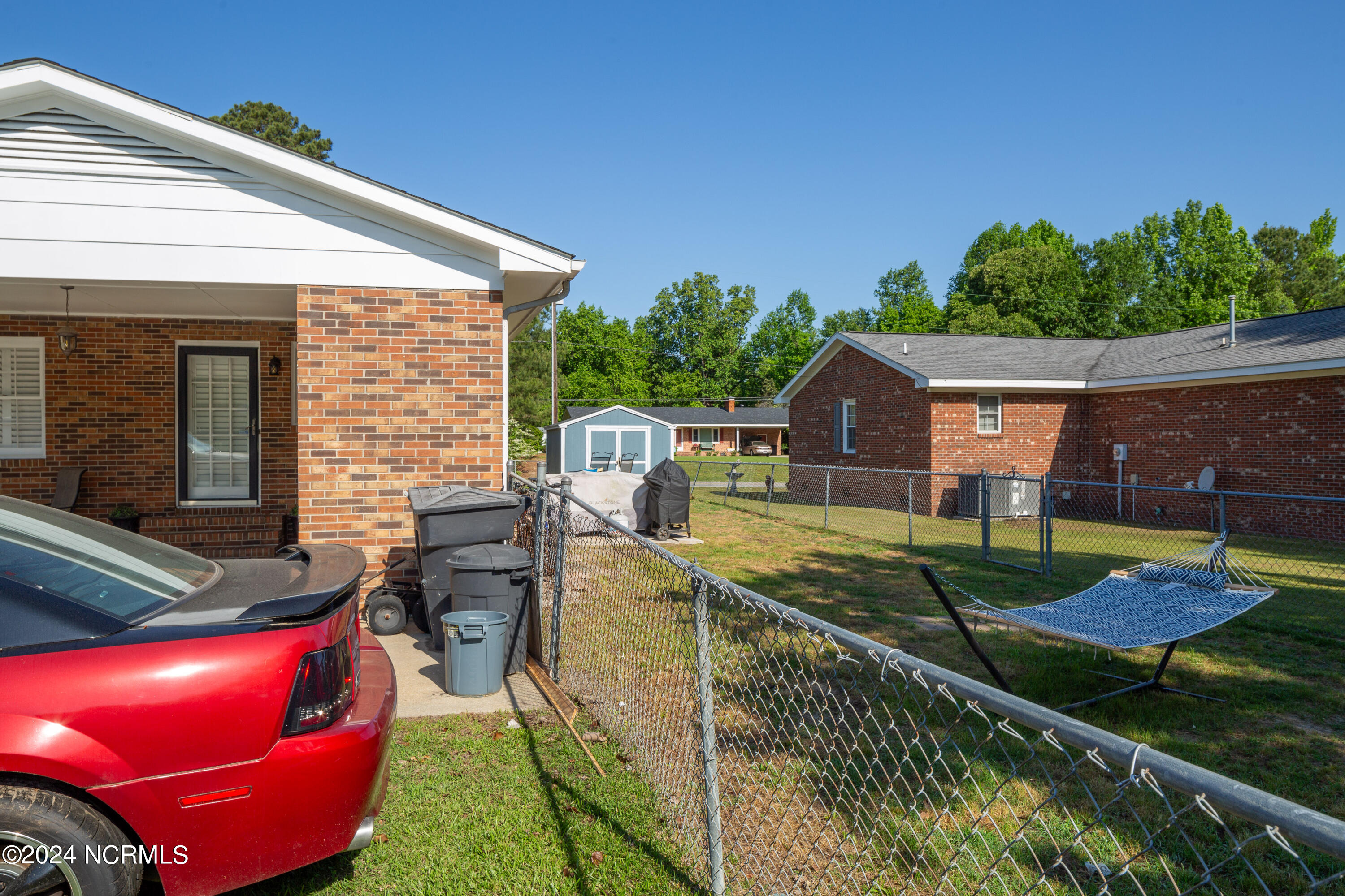 301 Ridgeway Street Clinton, NC 28328 - Photo 29 of 31 301 Ridgeway St29