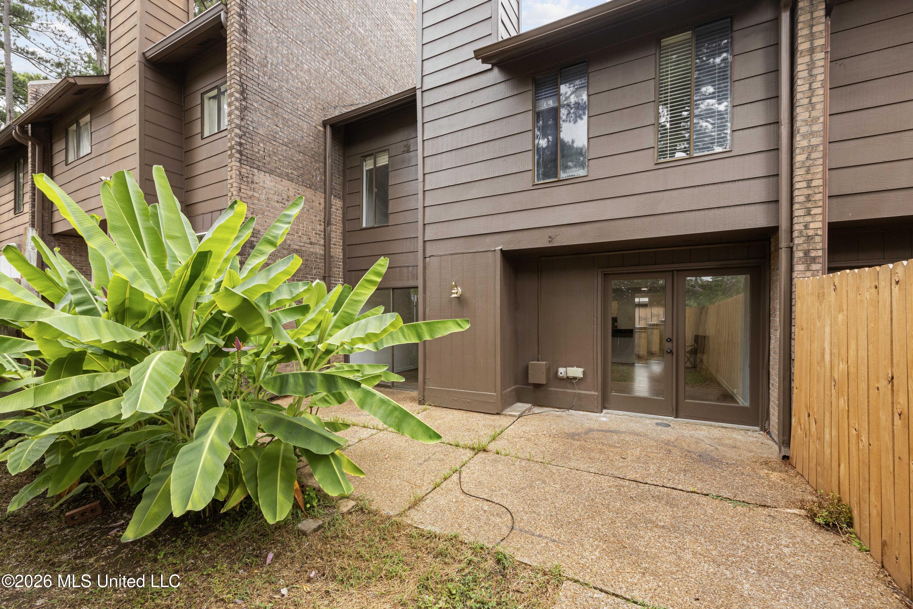 1255 East County Line Road, Unit L6 Jackson, MS 39211 - Photo 1 of 24 EOSR0164